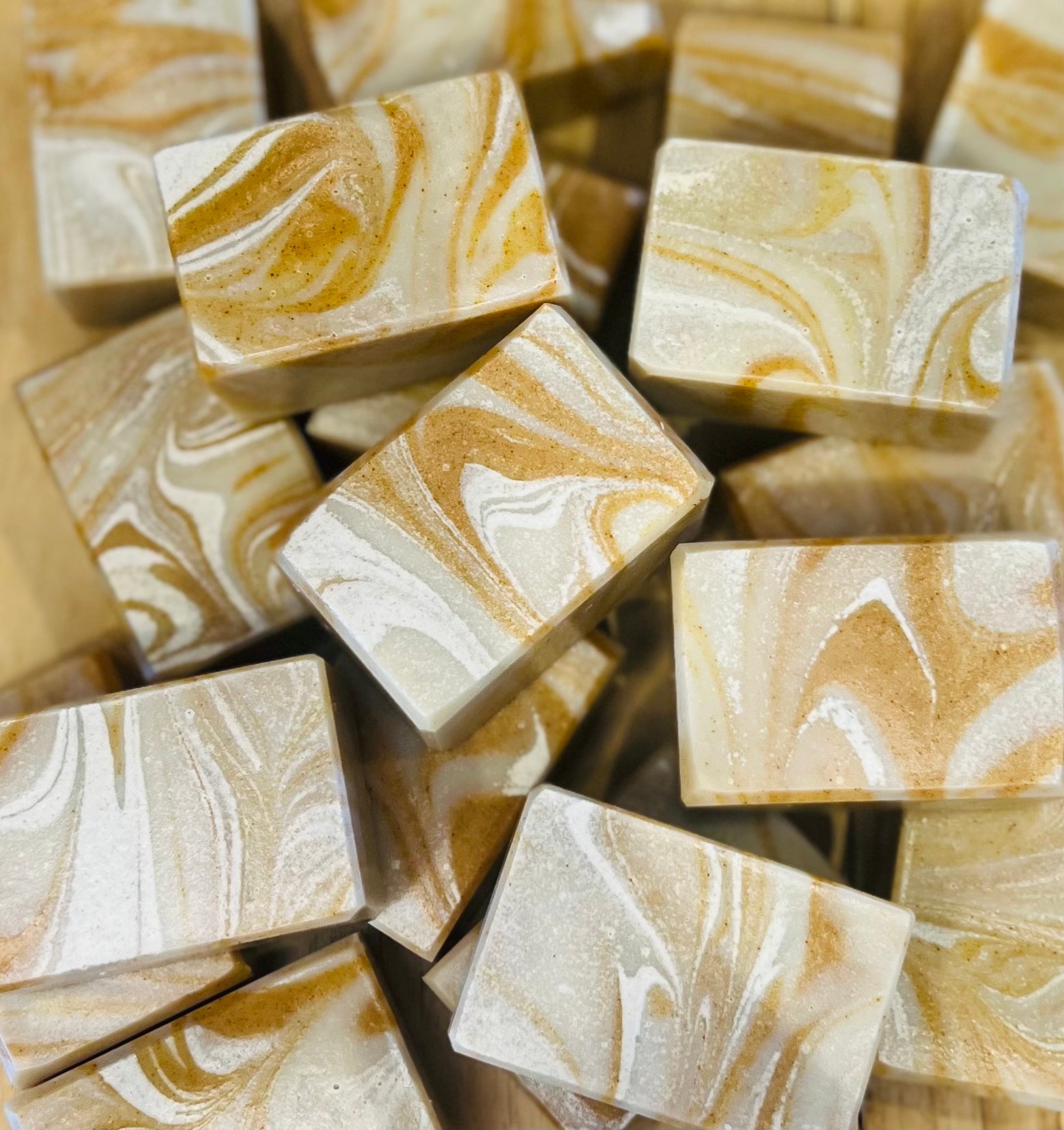 Muddy Moss & Turmeric (Face & Body goat milk soap)