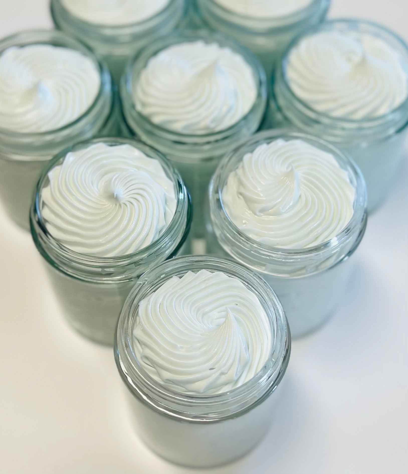 Hydra Mag -"Vanilla Blue Tansy" (Magnesium | Hyaluronic Acid | Vitamin A, B3, C & E Lotion)