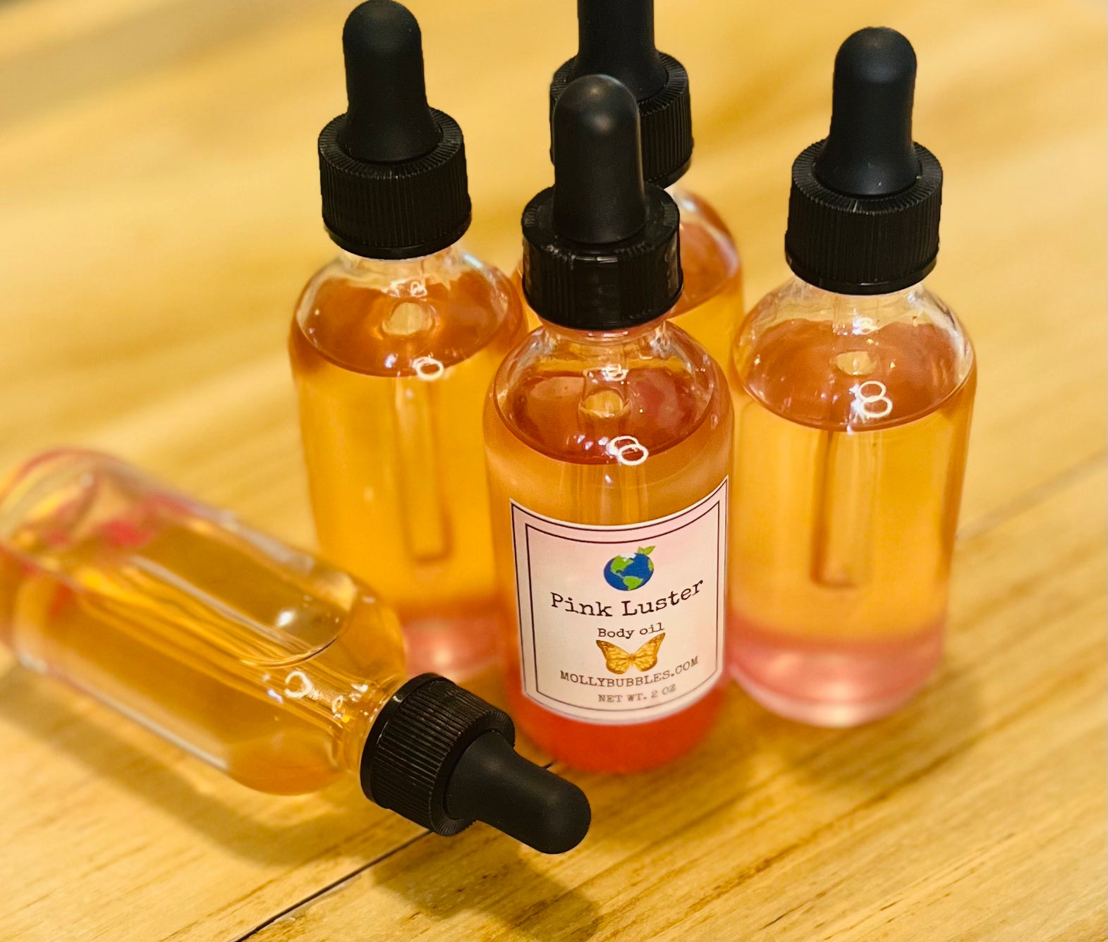 Pink Luster (Aloe Vera | Glycerin | Hyaluronic acid | Hydrating Skin Oil)