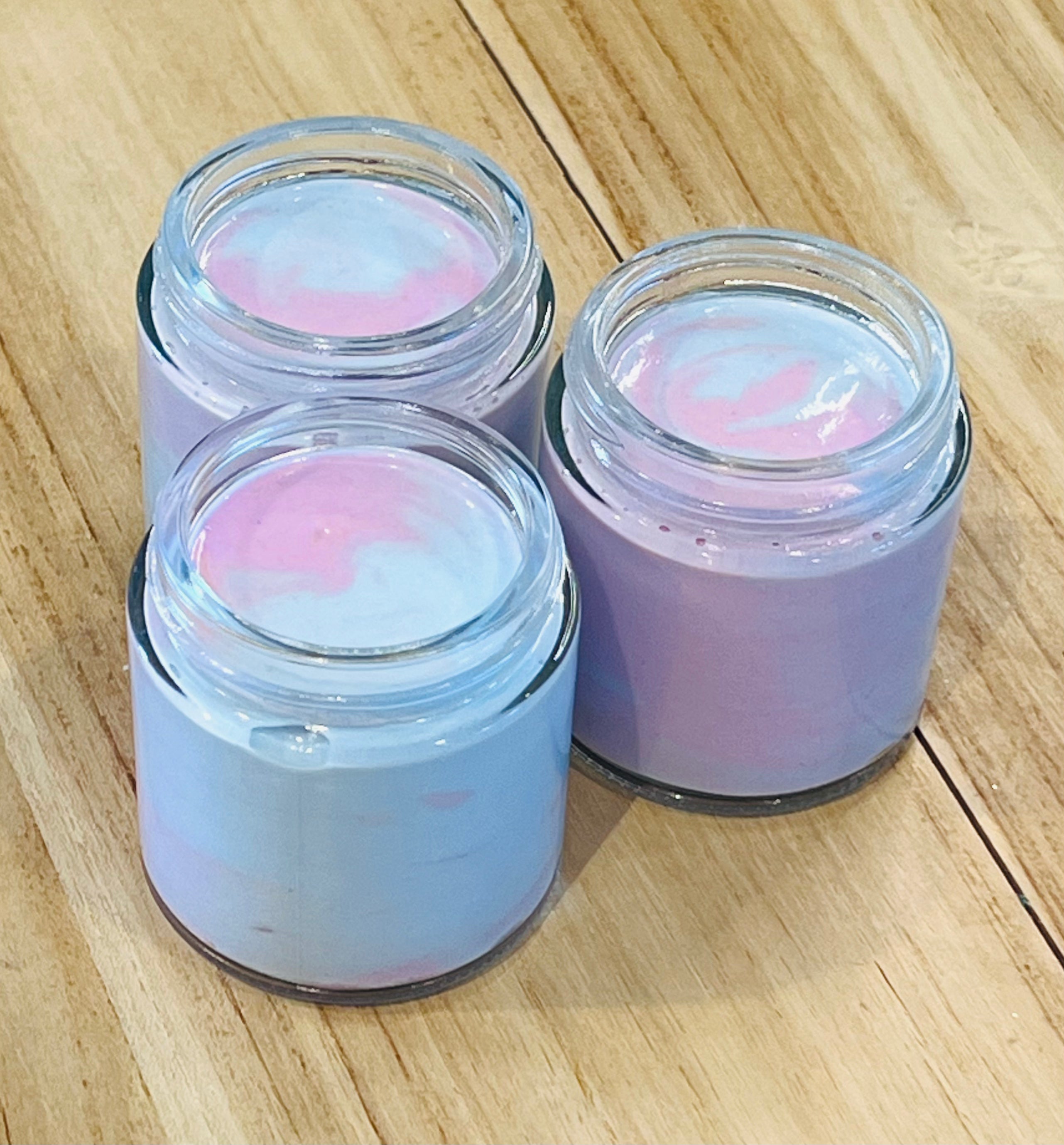 Radiant Orchid (Hyaluronic acid| Collagen | Niacinamide | Silk | Elderberry Lotion)