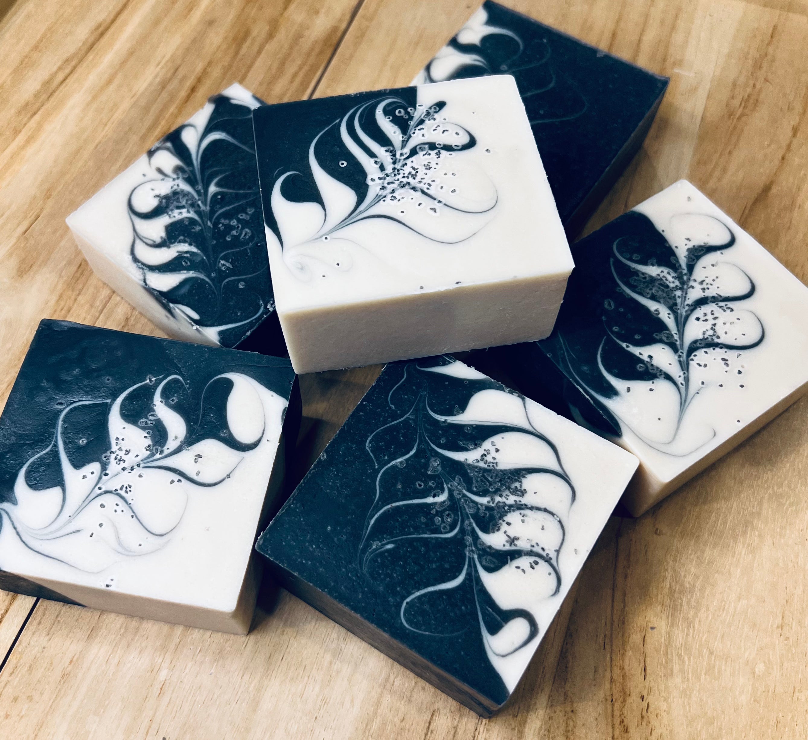 Graphite (Goat Milk | Activated charcoal soap)